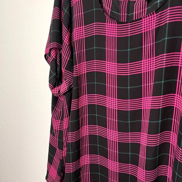 Torrid Pink and Black Georgette Plaid Button Back Sheer Blouse 4 4X 26 - Picture 5 of 8
